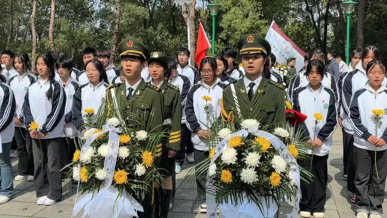 1743597459833468.jpeg 7fae756c6006824ccc9a5a37ebece5fc.jpeg